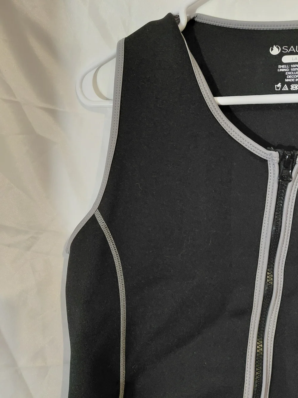 SaunaFX Men's Black Zip-Front Sweater Vest - Thermal Undershirt